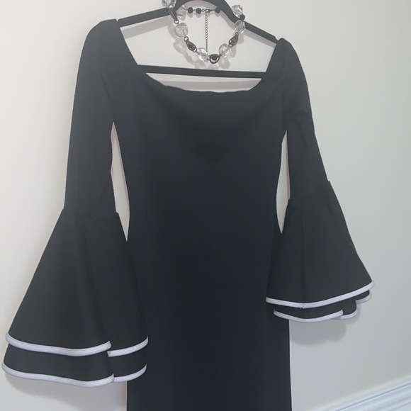 Dresses - Picture 3 of 8